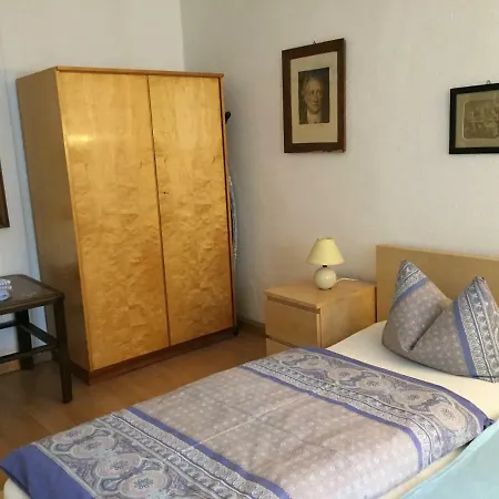 Διαμέρισμα In *